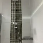 Aaa Apartment *
